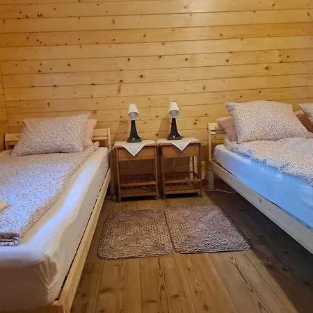 Fakucko Vendeghaz * Balatongyörök