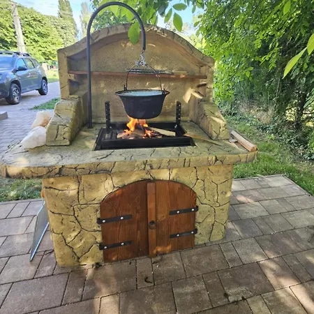 Fakucko Vendeghaz Case de vacanță Balatongyörök